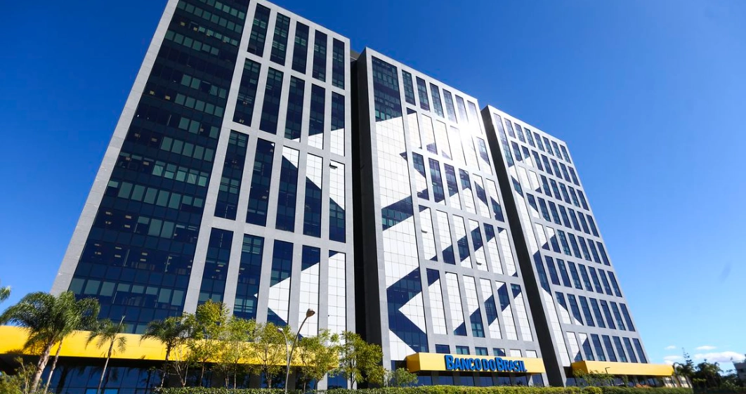 Banco do Brasil tenta impor direito de resposta após críticas do Sindicato dos Bancários de Brasília à gestão da instituição