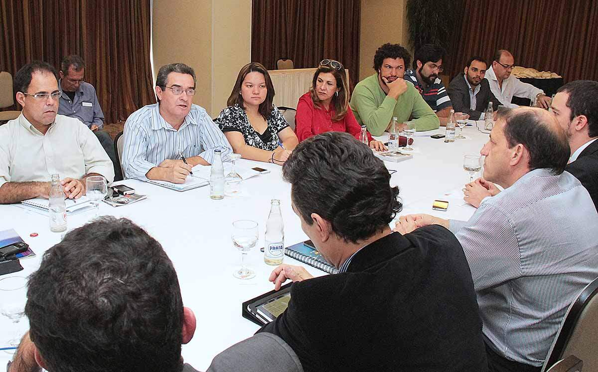 CEDOC-12072013 Rodada Negociação CAIXA - fotosGuina 3