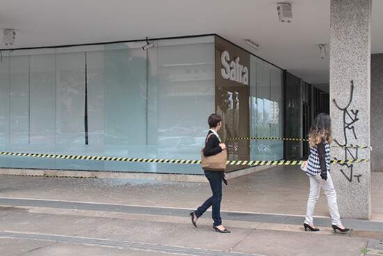 vidro-Quebrado-Bco-Safra-Guina-web