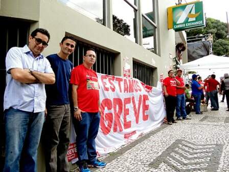 Crédito: Seeb Pará - Greve dos funcionários completa 11 dias nesta sexta-feira